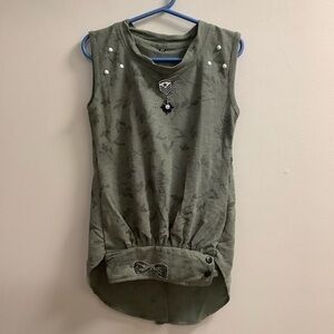 CUTE Sleeveless Top. Size XS